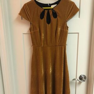 MODCLOTH Golden yellow keyhole velvet dress